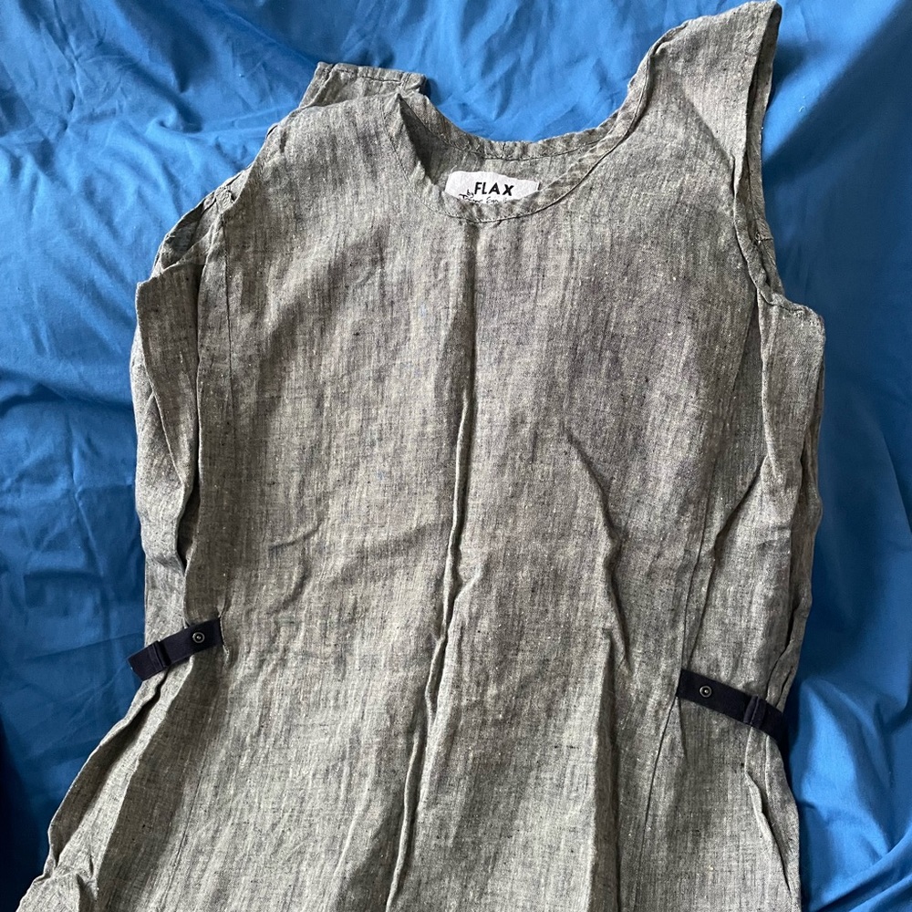 Flax gray linen dress with black waist detail.